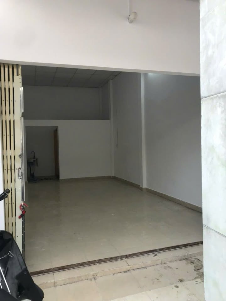 Nhà phố Trường Thọ, Thủ Đức 38m² giá 2.7 tỷ - Sổ hồng riêng, hướng Đông Bắc!