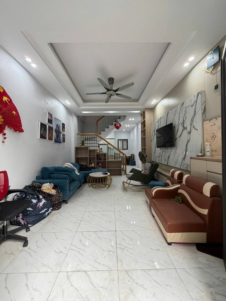 Nhà 3 tầng đường Bùi Sỹ Tiêm, Tiền Phong 50m² giá 2 tỷ - Nhà mới đẹp, đầy đủ nội thất!