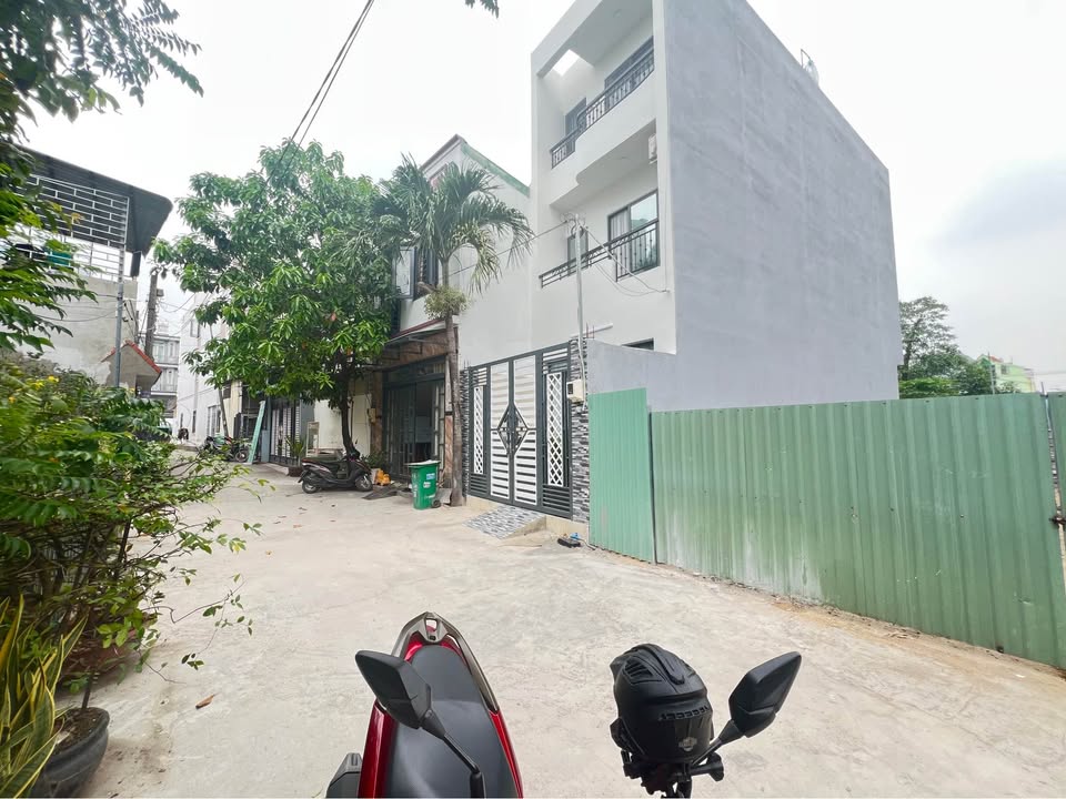 Lô đất hẻm 5m Lâm Thị Hố, Quận 12, 90m² giá 5 tỷ - Tiềm năng đầu tư vượt trội!