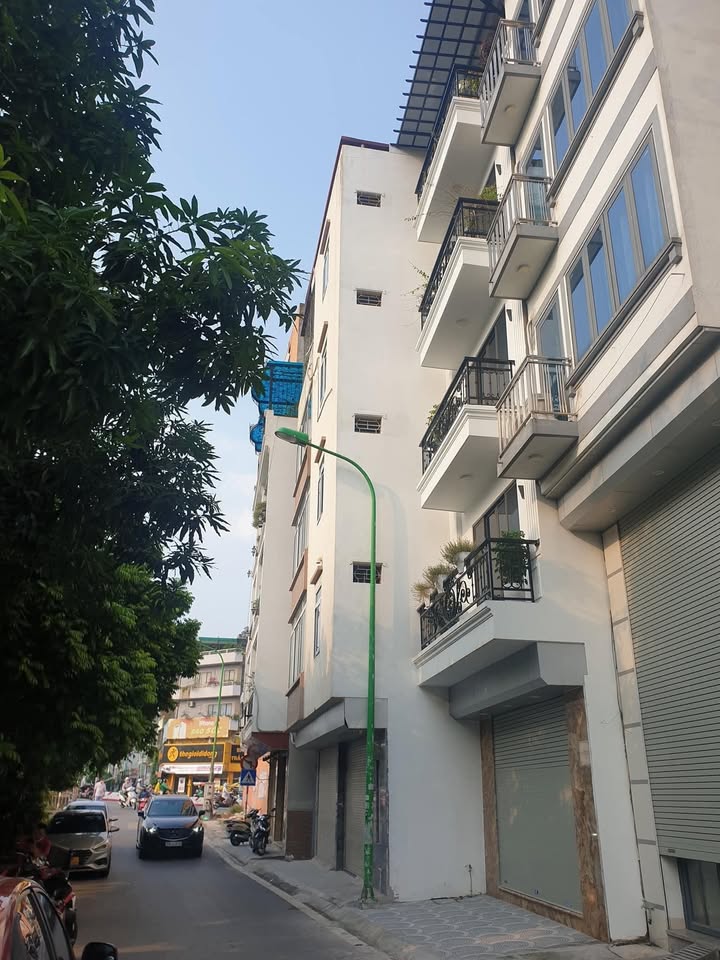 Bán nhà mặt phố Hà Kế Tấn 40m² giá 8 tỷ - Kinh doanh sầm uất ngay trung tâm!