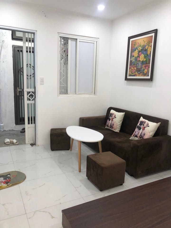 Nhà 35m² Trần Quý Cáp, Đống Đa chỉ 1 tỷ - Sẵn sàng vào ở ngay!