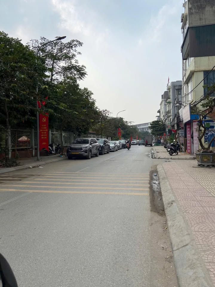 Nhà Phú Diễn 54m² giá thỏa thuận - Chính chủ bán, ô tô tránh nhau!