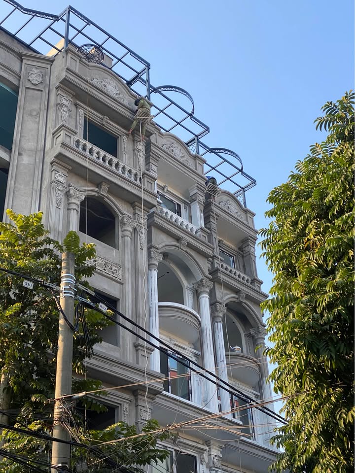 Nhà phố Cự Khối, Long Biên 52m² giá 17 tỷ - Đầu tư sinh lời ngay!