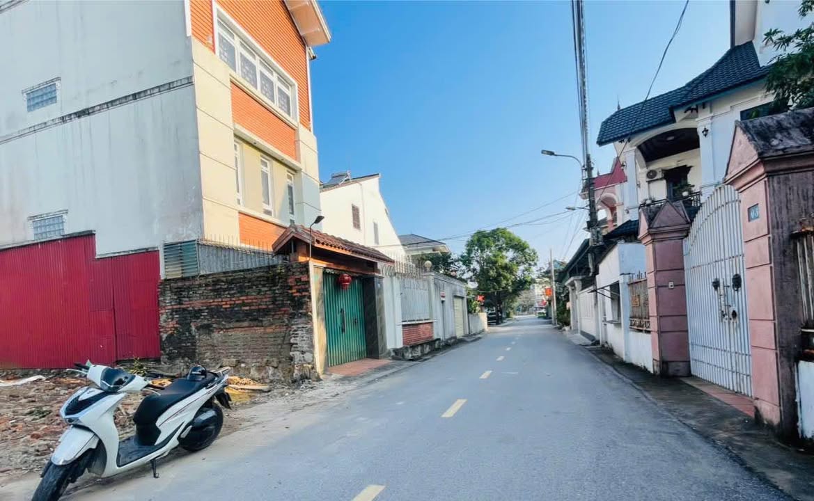 Đất nền Hà Huy Tập, Vinh 73m² giá 4.75 tỷ - Vị trí đắc địa, kinh doanh thuận lợi!