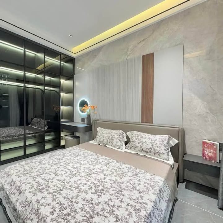 Nhà riêng Cầu Diễn 38m² giá 8.2 tỷ - Kinh doanh đỉnh cao, ô tô tránh