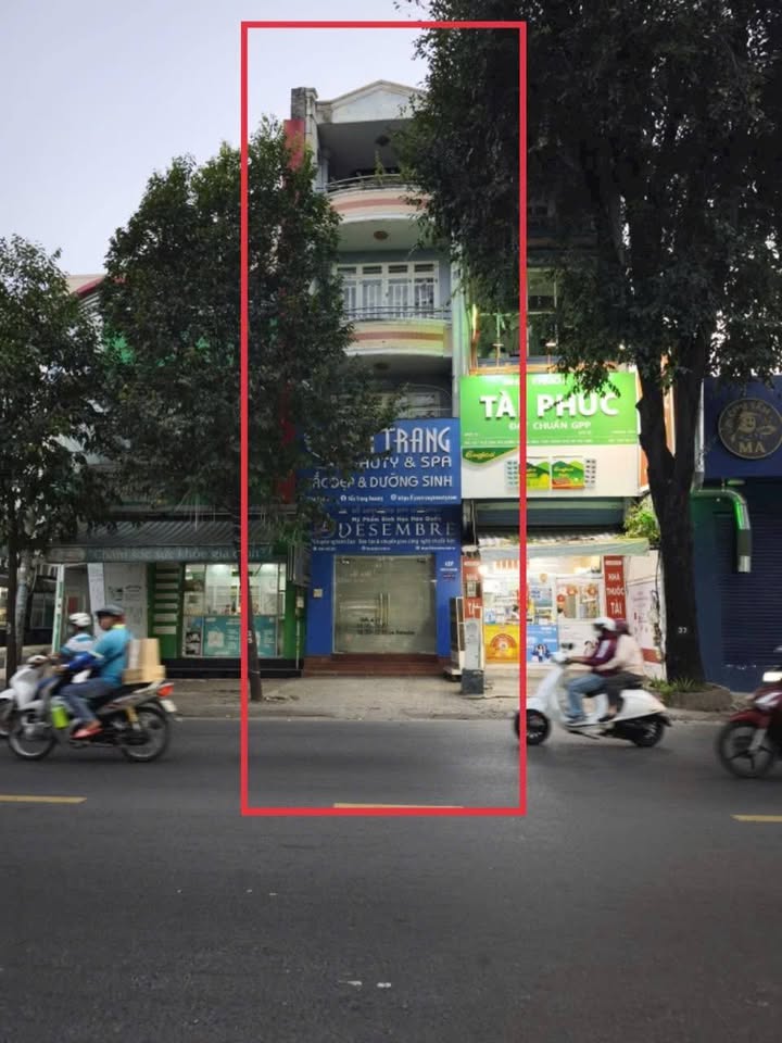 Nhà mặt tiền Ông Ích Khiêm, Quận 11, 80m² - Cho thuê giá 30 triệu/tháng