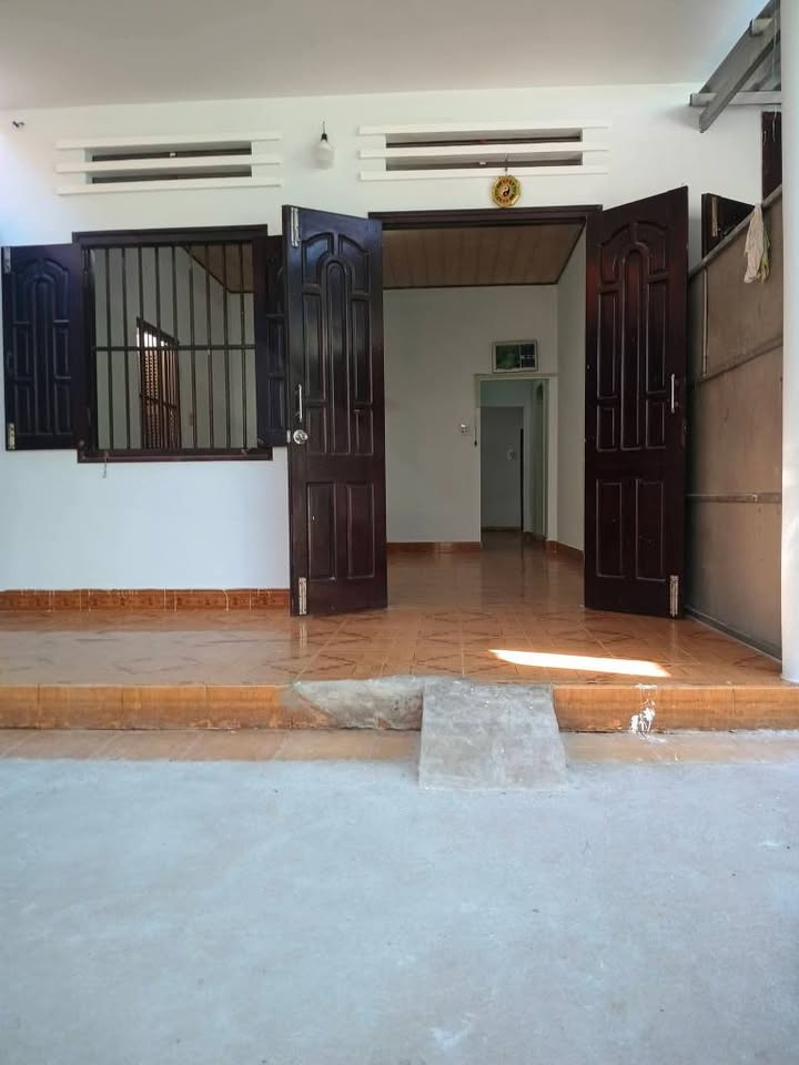 Nhà cho thuê hẻm Lương Văn Năm - Phan Thiết 100m² giá 3.5 triệu - Không gian sống tuyệt vời!