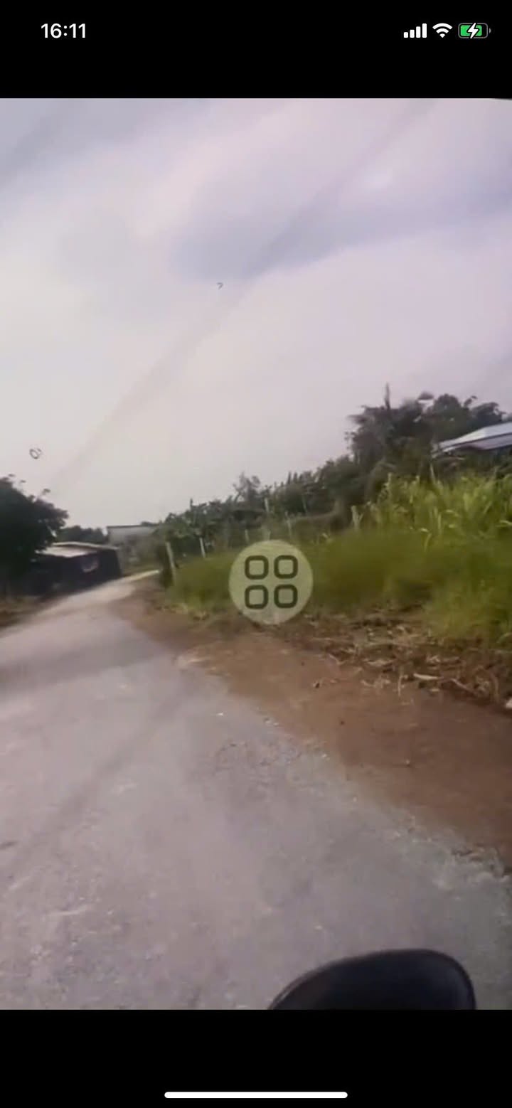 Đất thổ cư xã Long Hòa, Cần Đước 700m² giá 2.3 tỷ - Sổ riêng chính chủ!