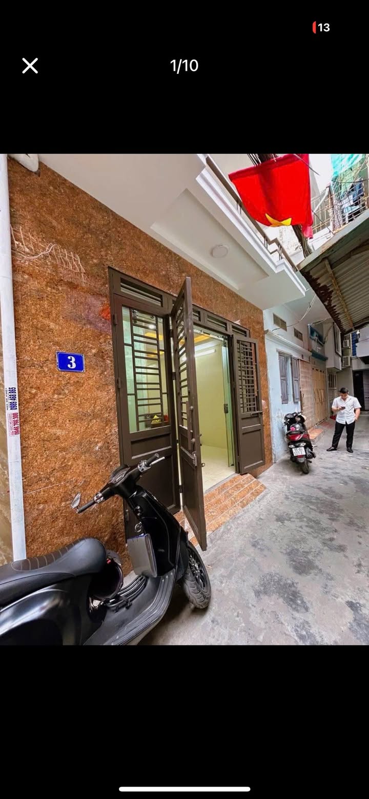 Nhà 3 tầng mặt tiền Ngõ 72 Lạch Tray 40m² giá 2.7 tỷ - Đối diện công viên!