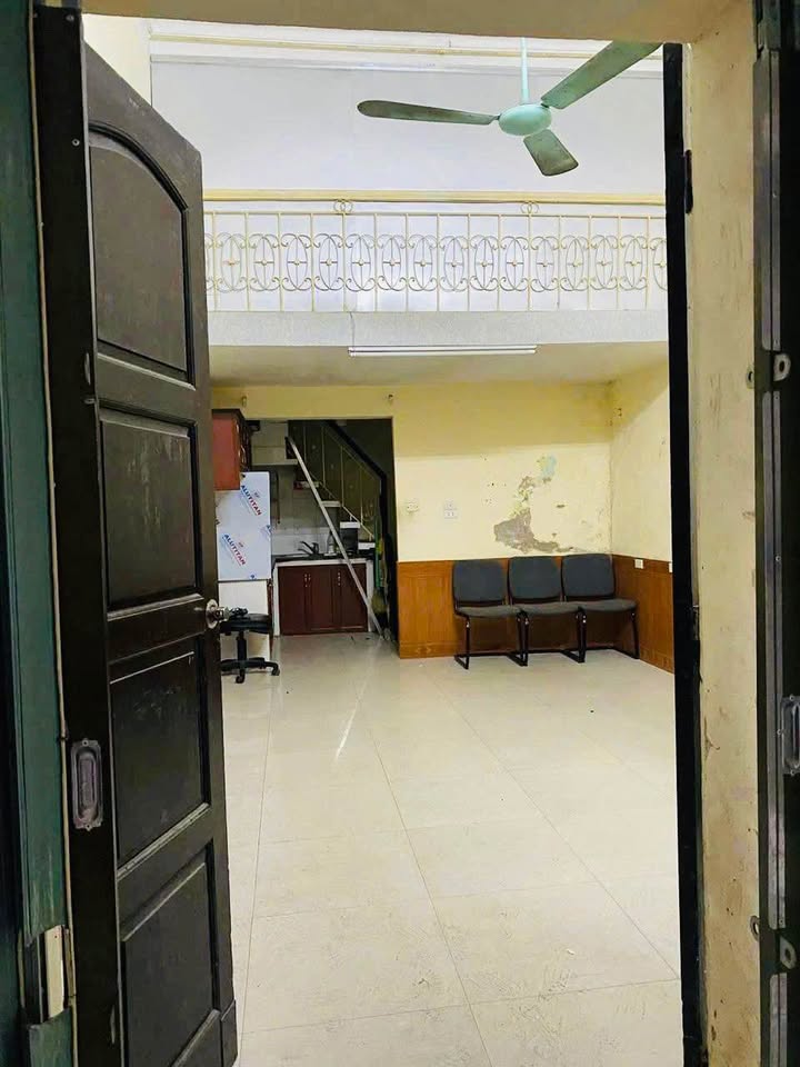 Nhà nguyên căn cho thuê tại ngõ 392 phố Bạch Mai, 40m² - Trung tâm Hà Nội, giá thỏa thuận