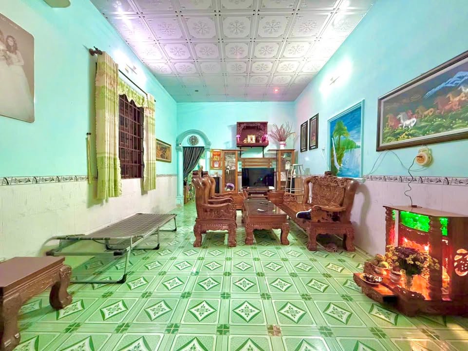 Nhà riêng Hiệp Phước Nhơn Trạch 138.5m² giá 2 tỷ - Sổ hồng riêng, gần chợ và trường học!