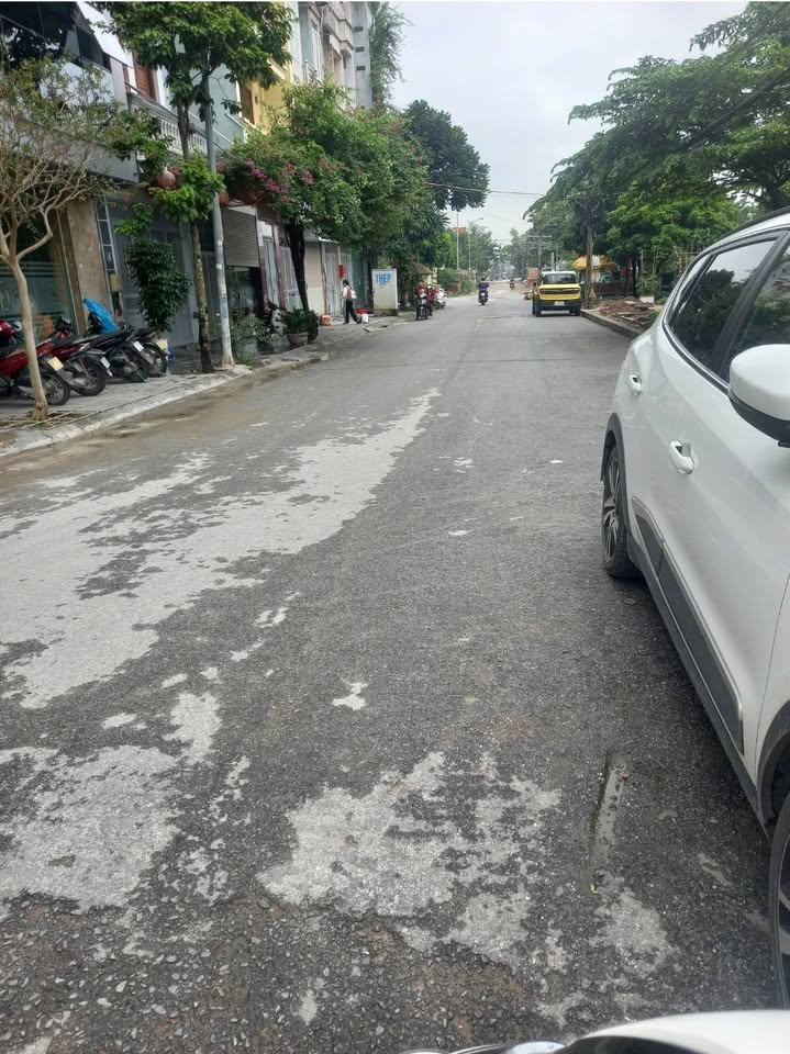 Đất đẹp Thượng Thanh, Long Biên 54m² giá 13 tỷ - Sổ đỏ chính chủ, vị trí đắc địa!