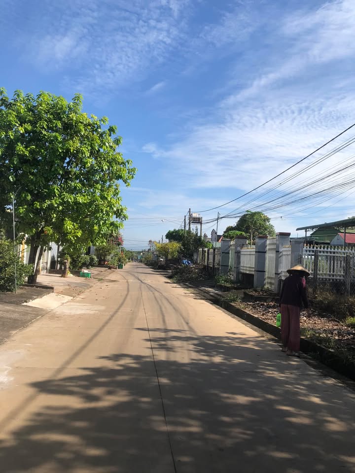 Đất nền Đức Tài, Bình Thuận 360m² giá 820 triệu - Sổ hồng chính chủ, hạ giá chốt ngay!