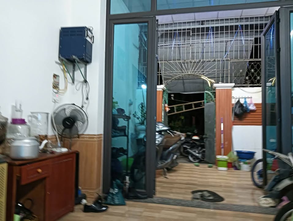 Nhà phố Hạc Thành, TP. Thanh Hóa 80m² giá 2 tỷ - Gần chợ và bệnh viện!