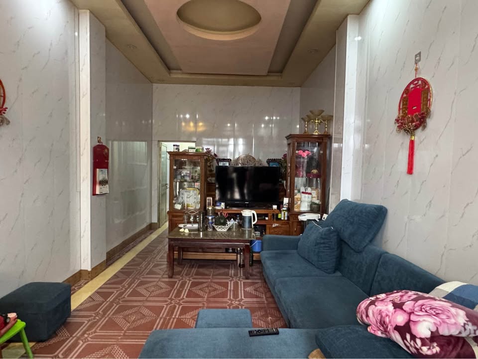 Nhà riêng đường Ngô Văn Sở Lào Cai 60m² giá 1.55 tỷ - Vị trí đắc địa, tiện ích đầy đủ!