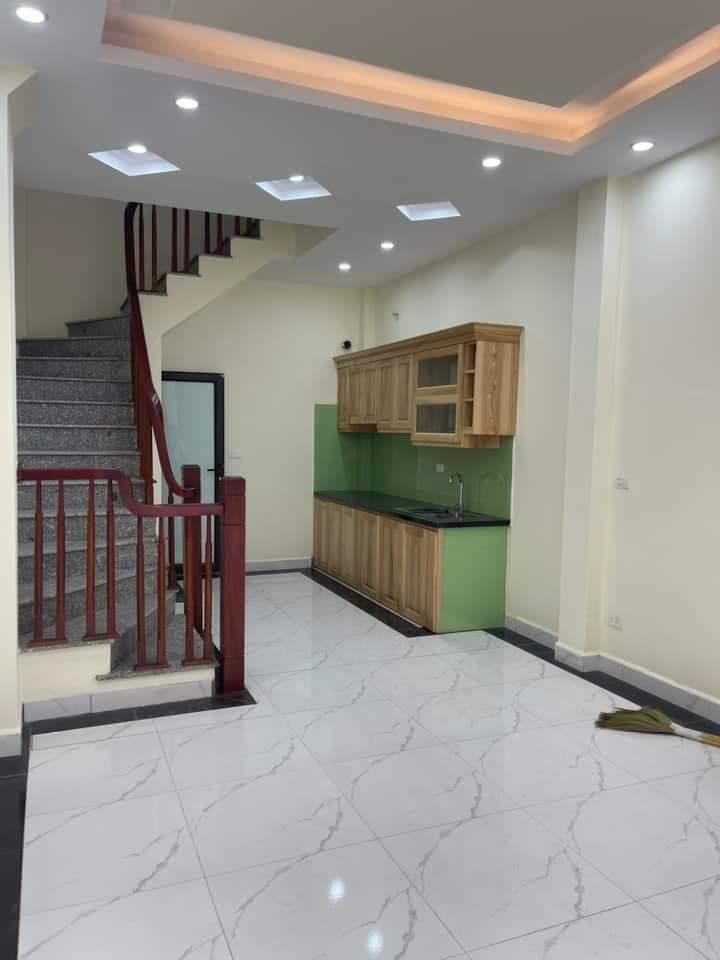 Nhà phố Tả Thanh Oai, Thanh Trì 32m² giá 4.35 tỷ - Sổ đỏ chính chủ, hỗ trợ vay ngân hàng!