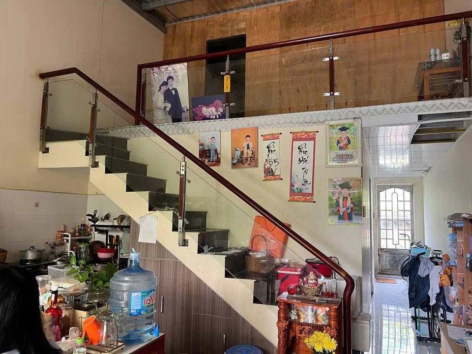 Nhà cấp 4 Phú Tân Thủ Dầu Một 100m² giá 2.85 tỷ - Sẵn sàng vào ở ngay!