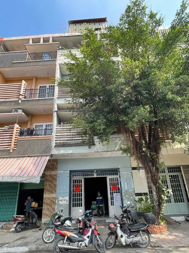 Đất nền KDC An Thạnh, Thuận An 100m² giá 4.5 tỷ - Sổ đỏ chính chủ, hỗ trợ ngân hàng!