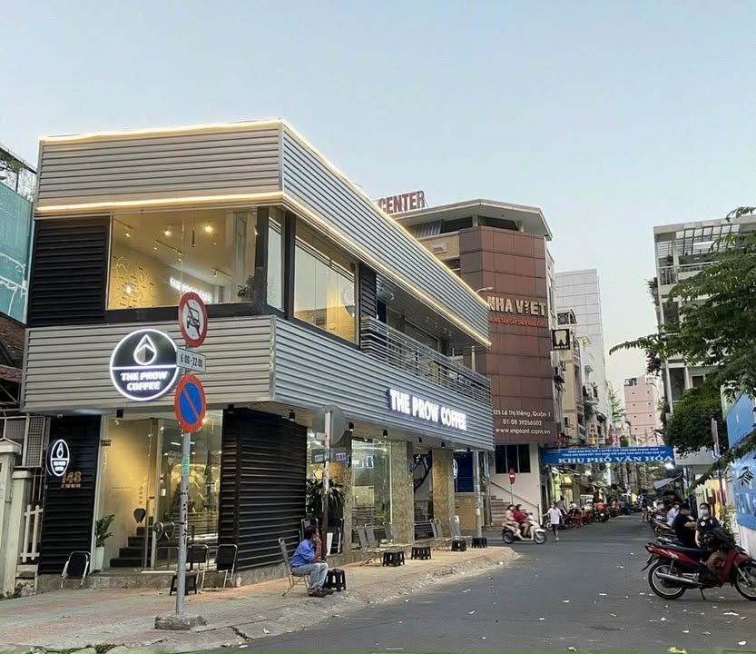 Cho thuê FrontHouse Hải Châu 1, Đà Nẵng 87m² - Mặt tiền lớn, nhận diện thương hiệu tốt!