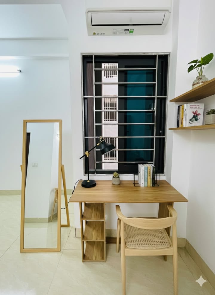 Cho thuê studio tại Ngõ 52 Mỹ Đình, Cầu Giấy - Cửa sổ thoáng mát và thang máy