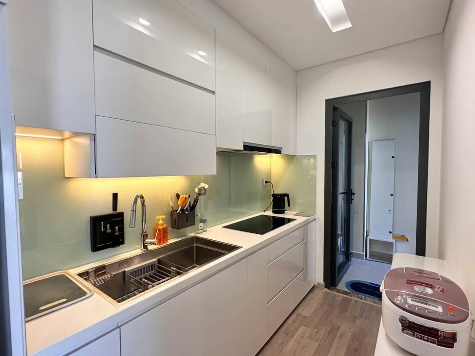 Căn hộ cao cấp CT1 Luxury VCN Phước Long Nha Trang 70m² giá 4.9 tỷ - Sổ đỏ chính chủ, sang tên ngay!