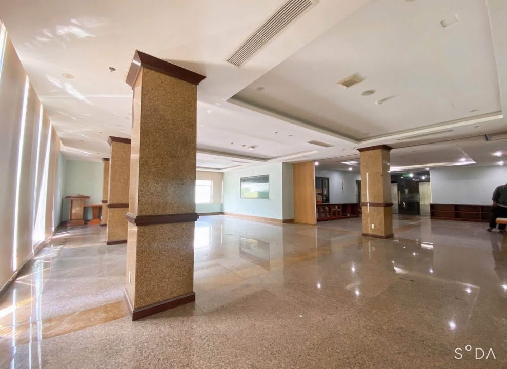 Cho thuê mặt bằng tầng 2 Nguyễn Xuân Khoát, Sơn Trà 250m² - Không gian rộng rãi, phù hợp mọi nhu cầu