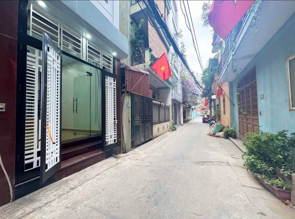 Nhà 4 tầng Đông Ngạc 50m² giá 8.6 tỷ - Đầu tư sinh lời ngay!