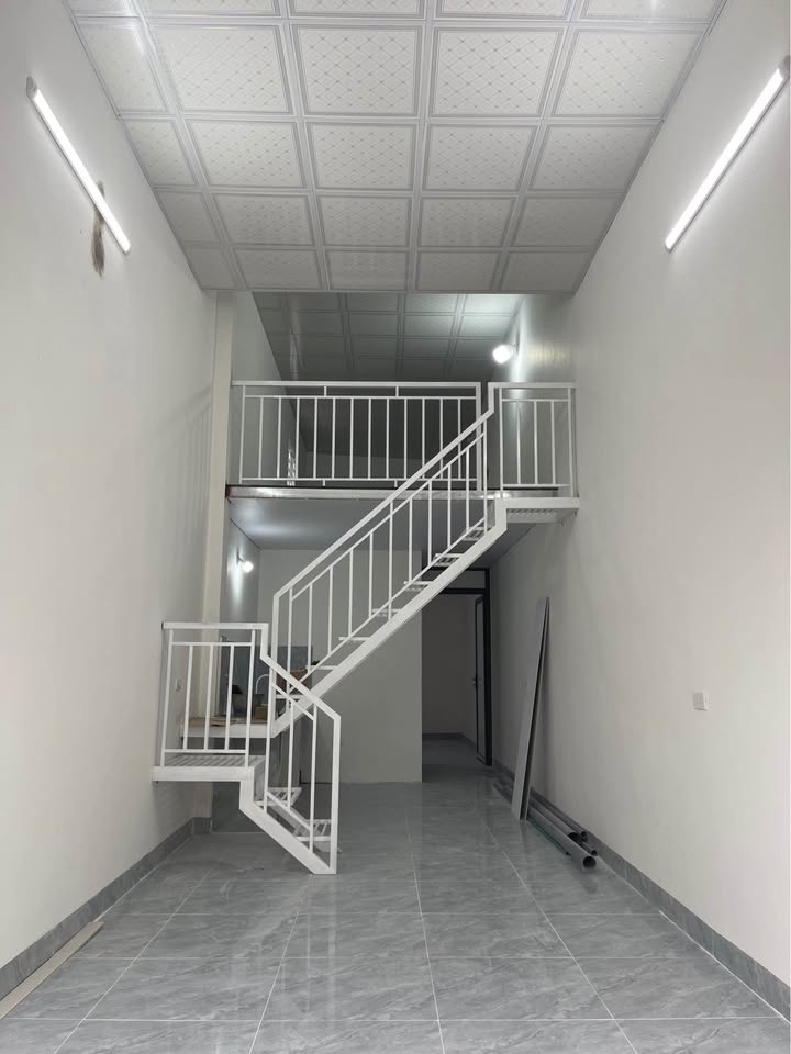 Nhà riêng 40m² tại phường Quảng Đông, Thanh Hóa giá 1 tỷ - Ô tô vào tận nhà!