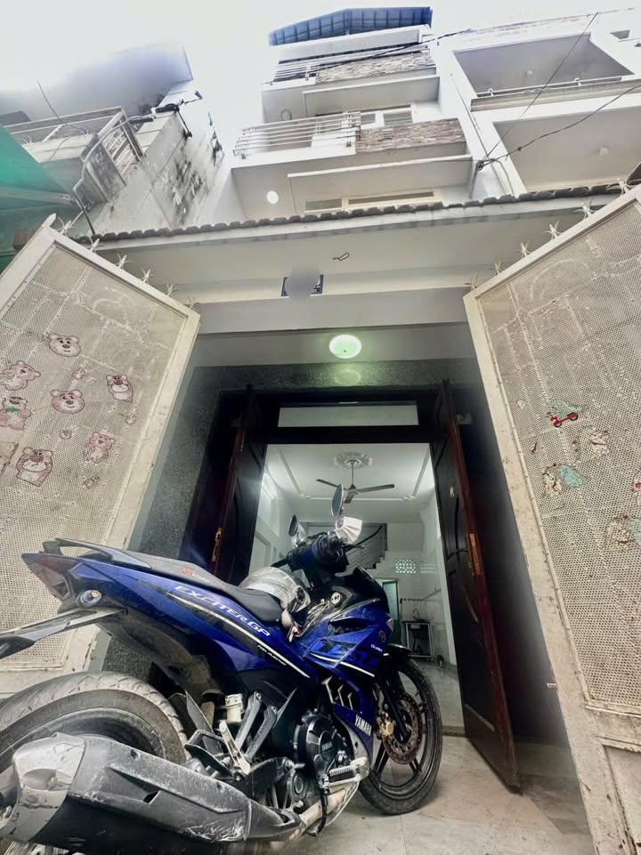 Nhà cho thuê Gò Vấp 52m² giá 12.5 triệu - Hướng Đông Bắc, gần đường lớn