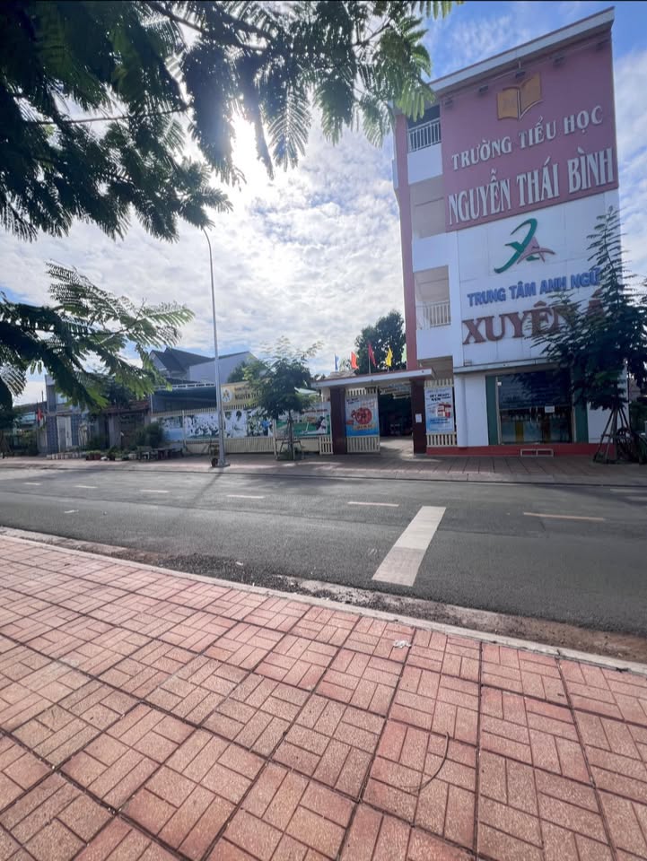 Lô đất mặt tiền Phạm Lạc Long Khánh 240m² giá 4.5 tỷ - Đầu tư sinh lời ngay!