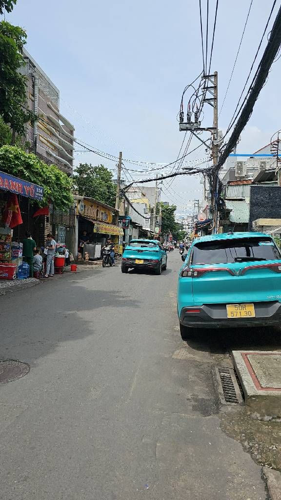 Nhà mặt phố Tân Bình 65m² giá 15.9 tỷ - Kinh doanh đa ngành, sổ hồng chính chủ!