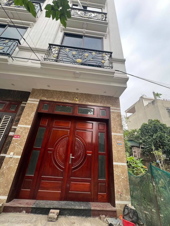 Nhà 4 tầng Ngõ 5 Khúc Thủy, Bình Minh 34m² - Thiết kế hiện đại, giá đầu tư!