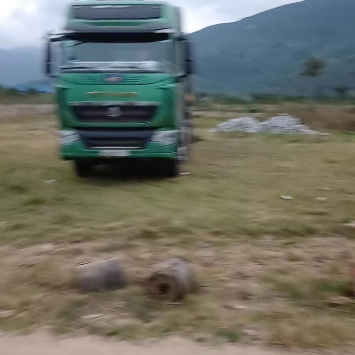 Đất nền Hòa Sơn, Krông Bông 240m² giá 2.4 tỷ - Kinh doanh thuận lợi!