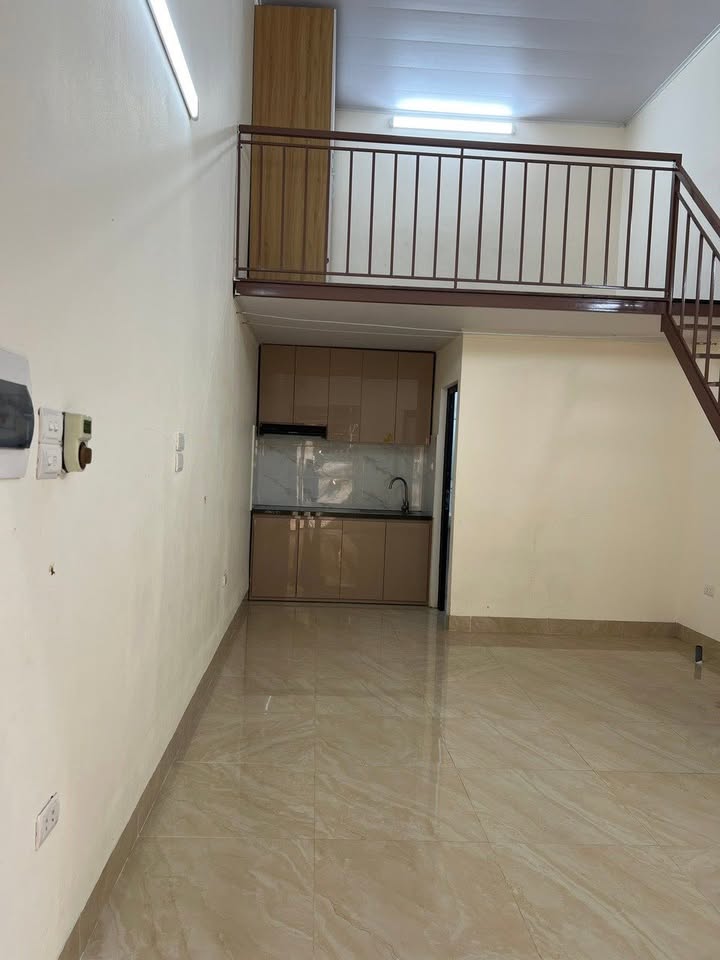 Nhà cấp 4 cho thuê đường Trần Cung, 60m² - Vừa ở vừa kinh doanh thoải mái!