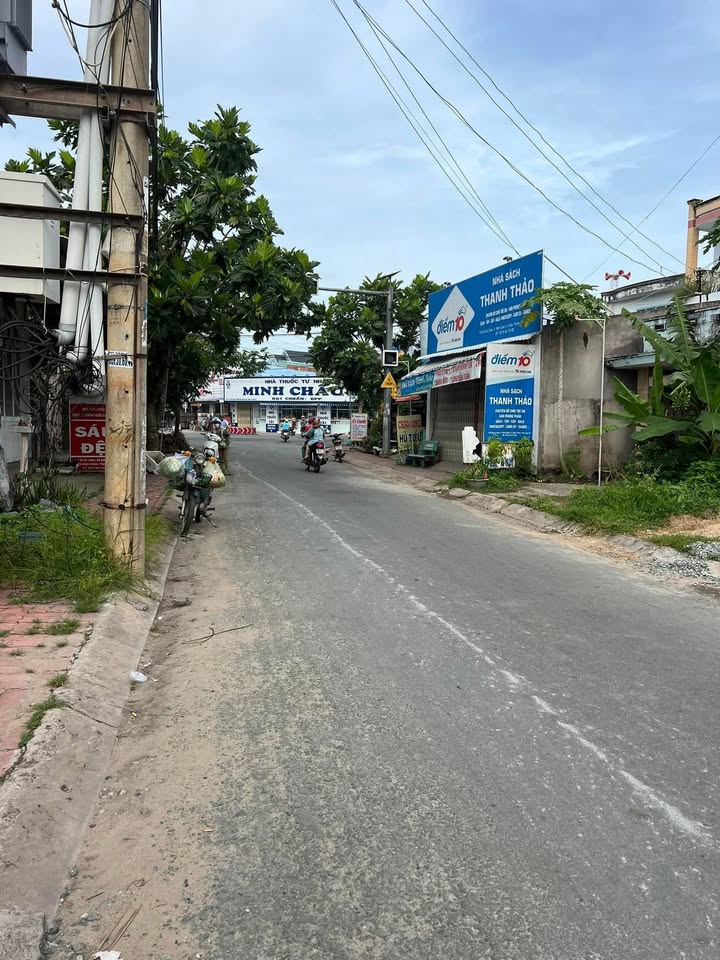 Đất mặt tiền kinh doanh đường 827B, 320m² giá 3.2 tỷ - Cơ hội đầu tư hấp dẫn!