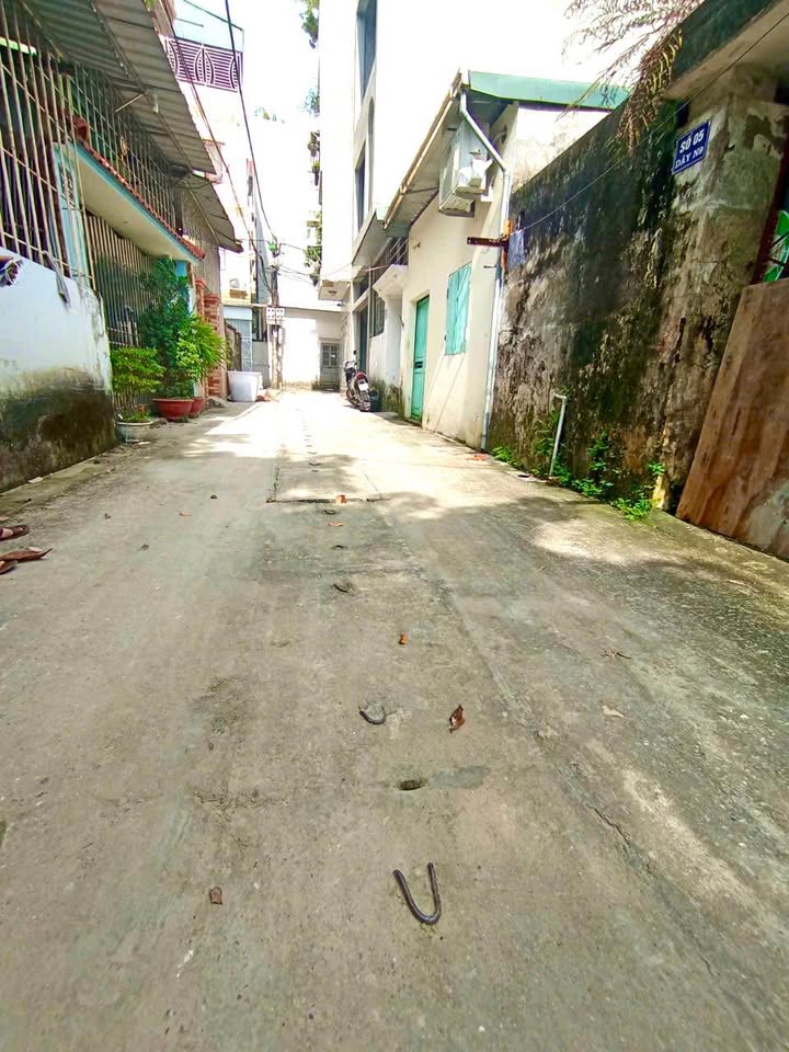 Đất Phân Lô Tây Tựu 31.7m² giá 5.65 tỷ - Đầu tư sinh lời hấp dẫn!