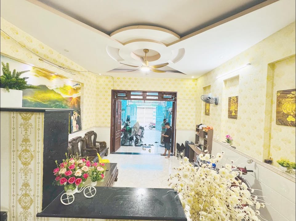 Nhà lầu trệt Đoàn Thị Kia, Dĩ An 100m² giá 5.199 tỷ - Mặt tiền kinh doanh sầm uất!