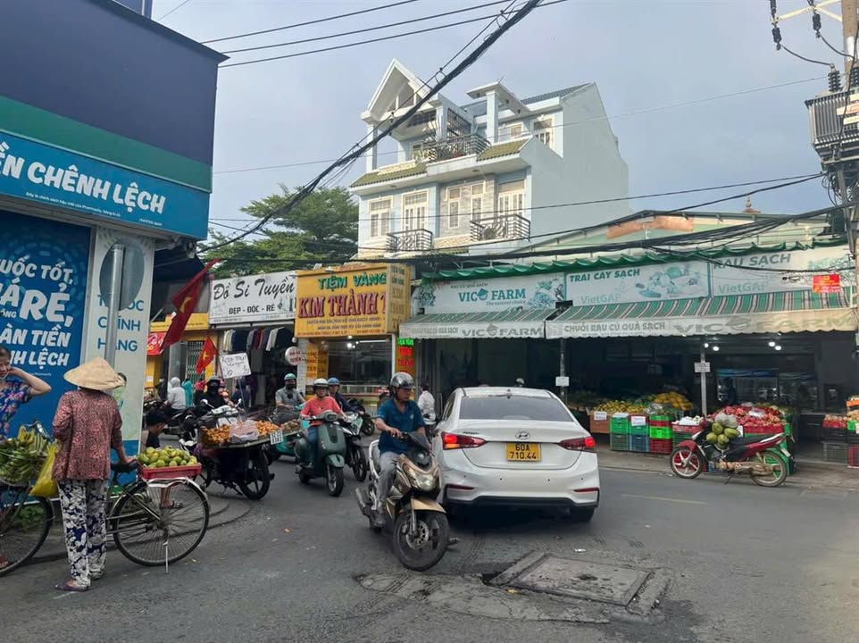 Nhà mặt tiền đường Đông Hưng Thuận, quận 12, 145.6m² giá 10.19 tỷ - Đầu tư sinh lời ngay!