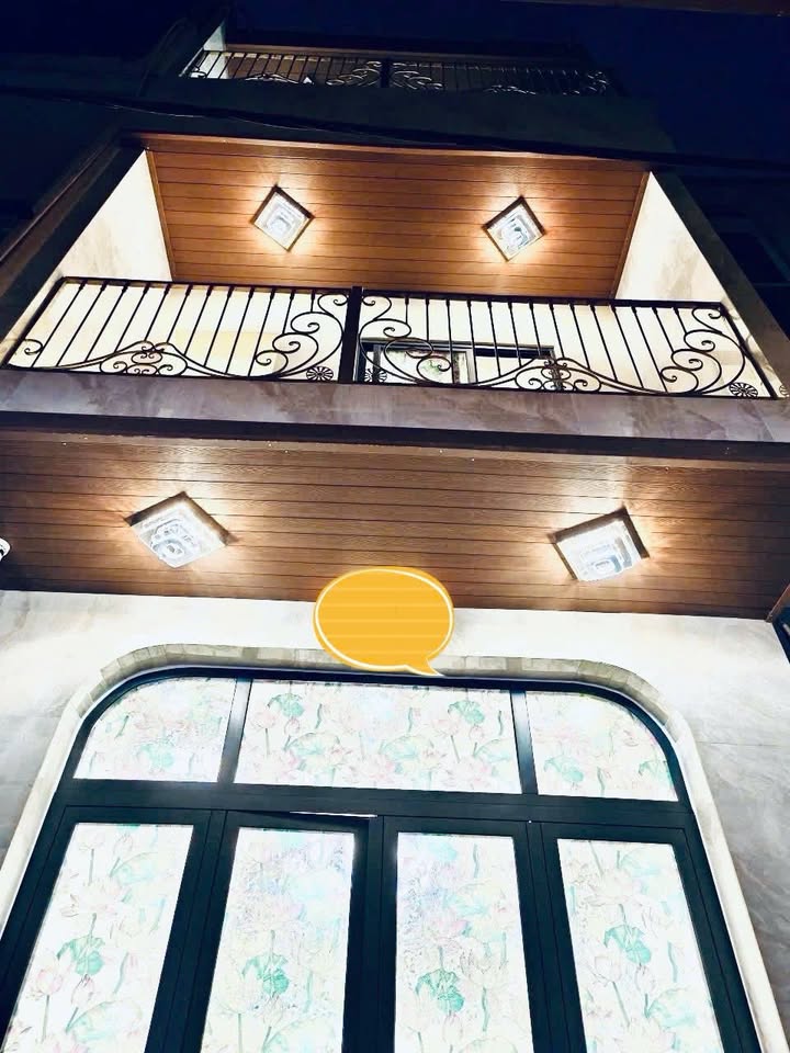 Nhà CHDV đường Calmette Quận 1 50m² giá 12.5 tỷ - Thiết kế hiện đại, sẵn sàng cho thuê!