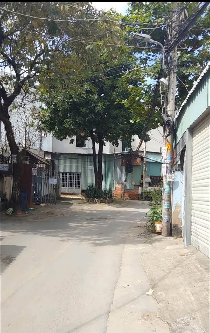 Nhà trọ 5 tầng KP1, Tăng Nhơn Phú, 164.5m² giá 11 tỷ - Đầu tư sinh lời ngay!