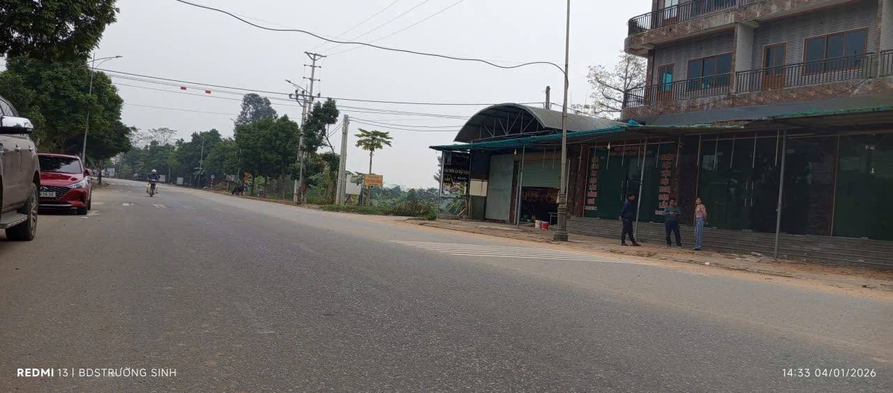 Bán đất tặng nhà 4 tầng tại Tam Sơn, Sông Lô - Diện tích 200m², giá thỏa thuận!