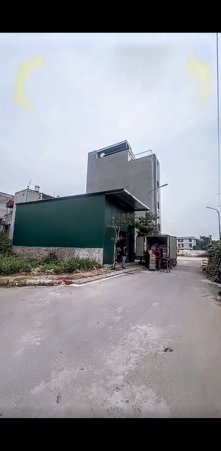 Đất phân lô góc Ngũ Hiệp 68m² giá 900 triệu - Vị trí thuận lợi gần trường học