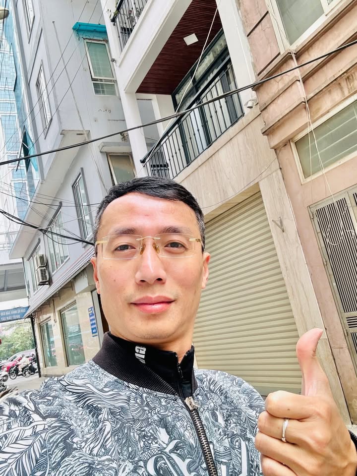 Nhà riêng tại ngã 4 Thanh Nhàn - Lạc Trung, 110m² giá thỏa thuận - Cơ hội vàng cho đầu tư!