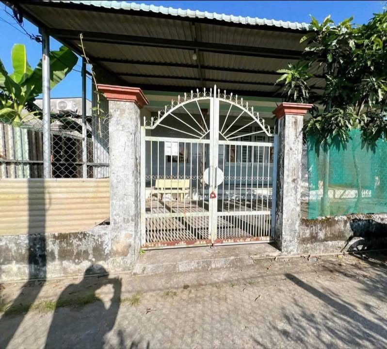 Nhà vườn Cần Giuộc, Long An 184m² giá 1.45 tỷ - Sân đậu ôtô rộng rãi!