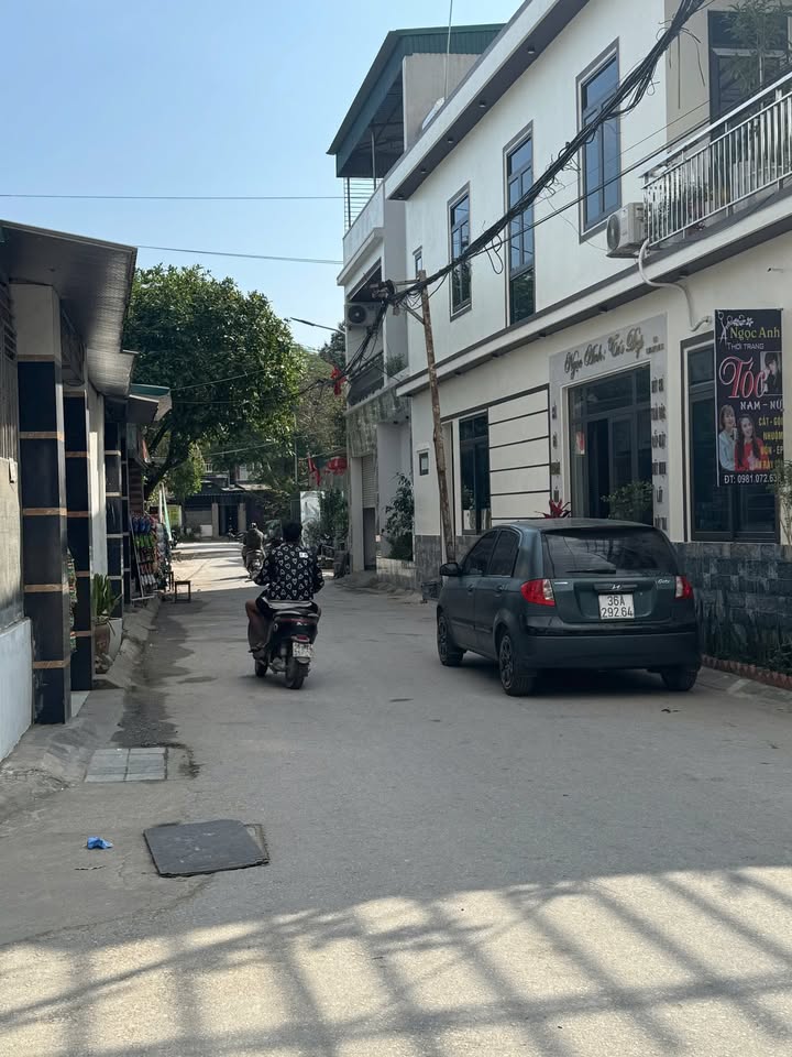 Bán lô đất 120m² đường Nguyễn Khuyến, phường Trung Sơn, Sầm Sơn - Giá chỉ 2 tỷ!