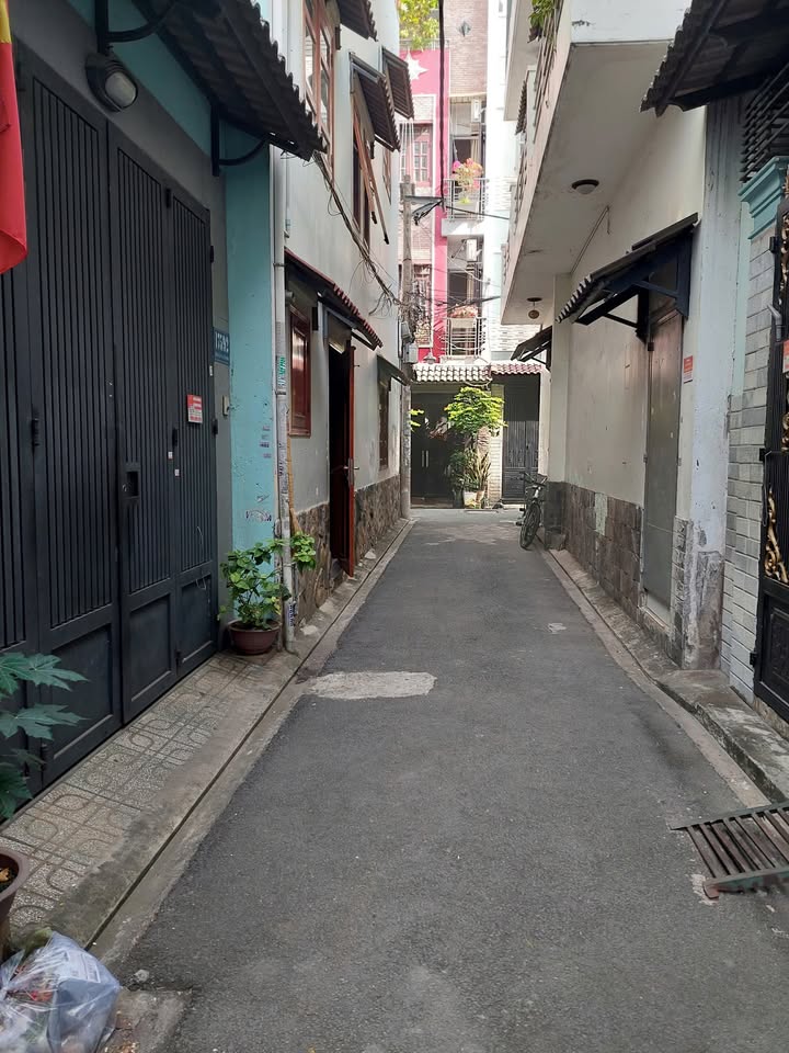 Nhà nguyên căn tại phường 15, quận Tân Bình, 46m² giá 7 triệu - Phù hợp cho gia đình!