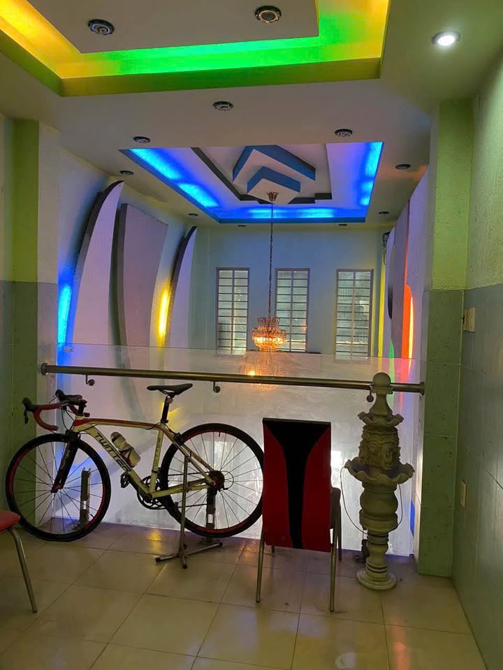 Nhà 4 Lầu Mặt Tiền Trần Hưng Đạo, Phan Thiết 74m² - Kinh Doanh Đỉnh Cao!