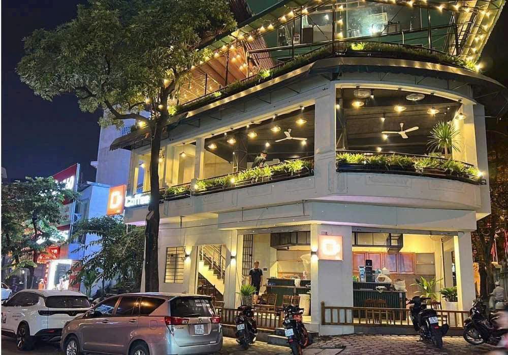 Mặt bằng kinh doanh Đỗ Quang Cầu Giấy 200m² - Vị trí đắc địa cho nhà hàng và cafe!