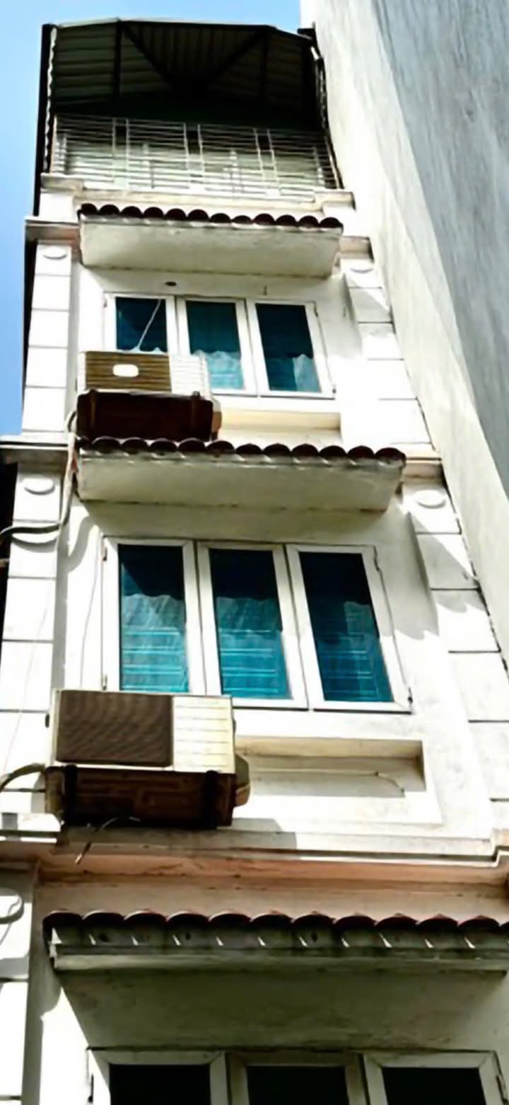 Nhà 4 tầng Đường 422, Hoài Đức 40m² giá 3 tỷ - Sổ đỏ chính chủ!