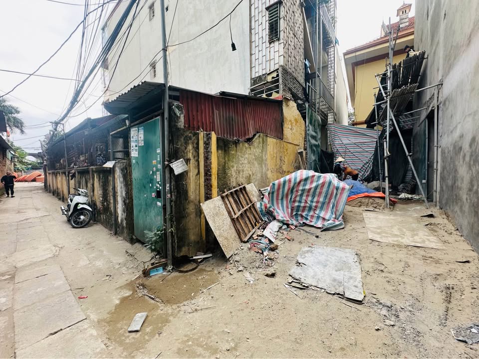 Nhà ở Phú Diễn, Bắc Từ Liêm 41m² - Ô tô vào nhà, không gian thoáng mát!